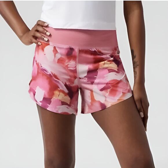 Athleta Run With It 4.5" Active Running Shorts Printed Energy Coral Size XL - Picture 1 of 4